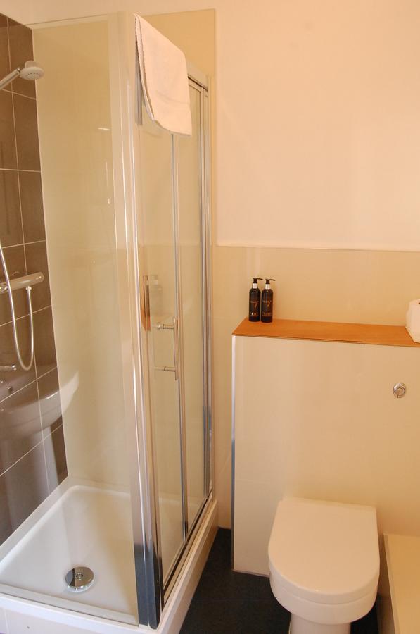 The Grosvenor Guest House バッド エクステリア 写真
