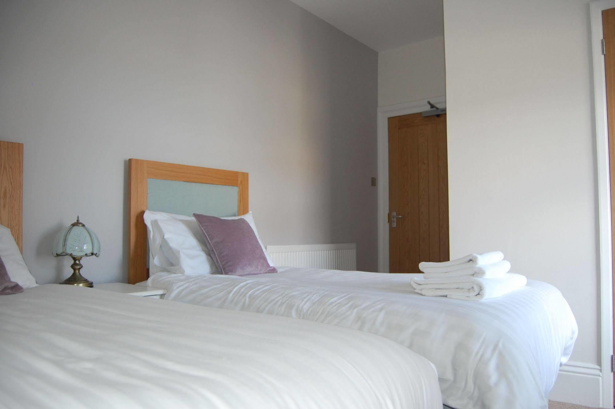 The Grosvenor Guest House バッド エクステリア 写真